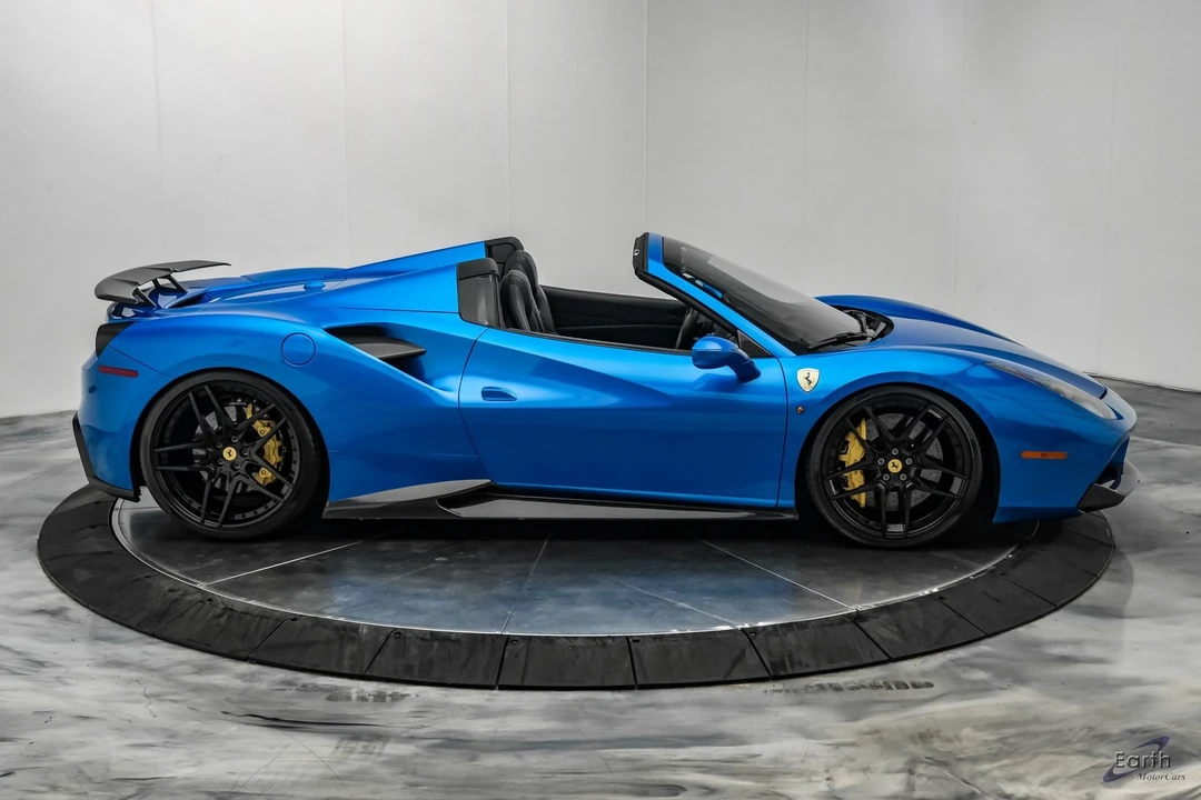 2017 Ferrari 488 - Image 27 of 31