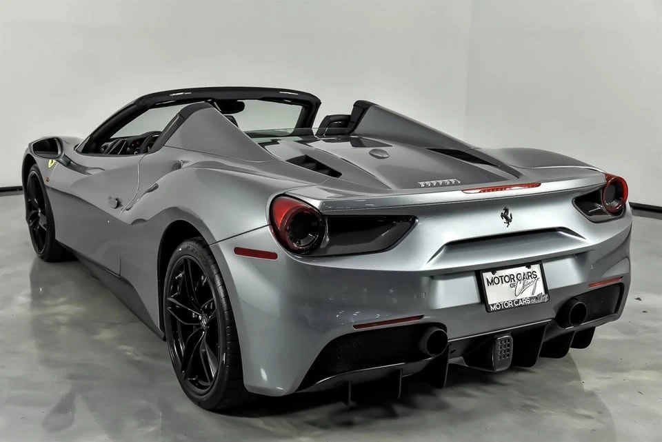 2017 Ferrari 488 Spider - Image 10 of 18