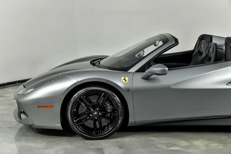 2017 Ferrari 488 Spider - Image 7 of 18