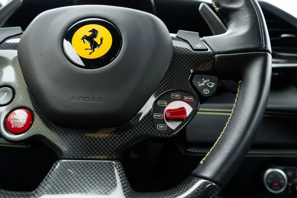 2017 Ferrari 488 Spider - Image 4 of 11