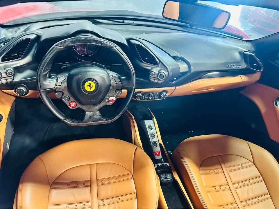 2017 Ferrari 488 Spider - Image 8 of 9
