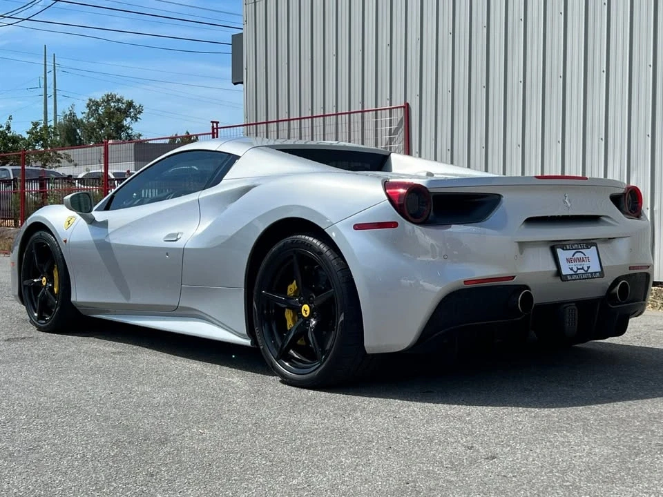 2017 Ferrari 488 Spider - Image 7 of 19