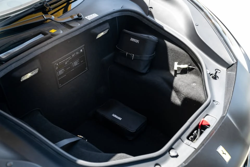 2017 Ferrari 488 Spider - Image 7 of 9