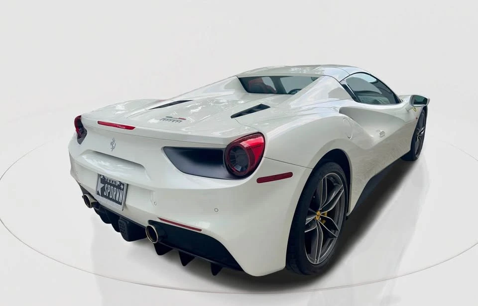 2017 Ferrari 488 Spider - Image 5 of 19