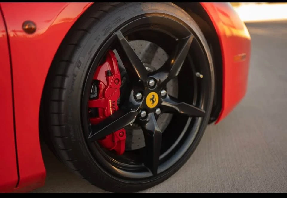 2017 Ferrari 488 Spider - Image 17 of 18