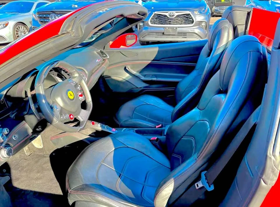 2017 Ferrari 488 Spider - Image 11 of 14