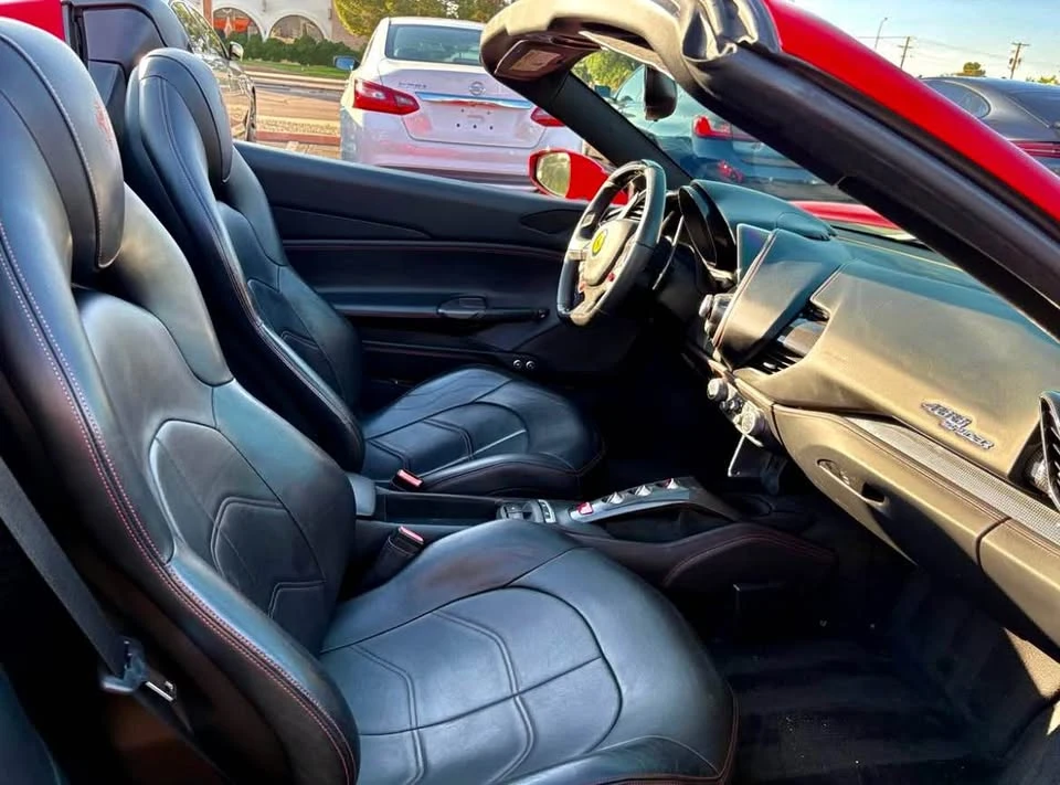 2017 Ferrari 488 Spider - Image 10 of 14