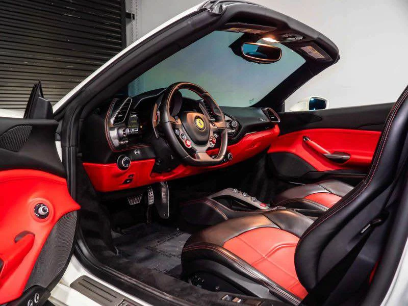 2017 Ferrari 488 Spider - Image 2 of 4