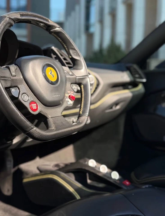 2017 Ferrari 488 Spider - Image 3 of 5