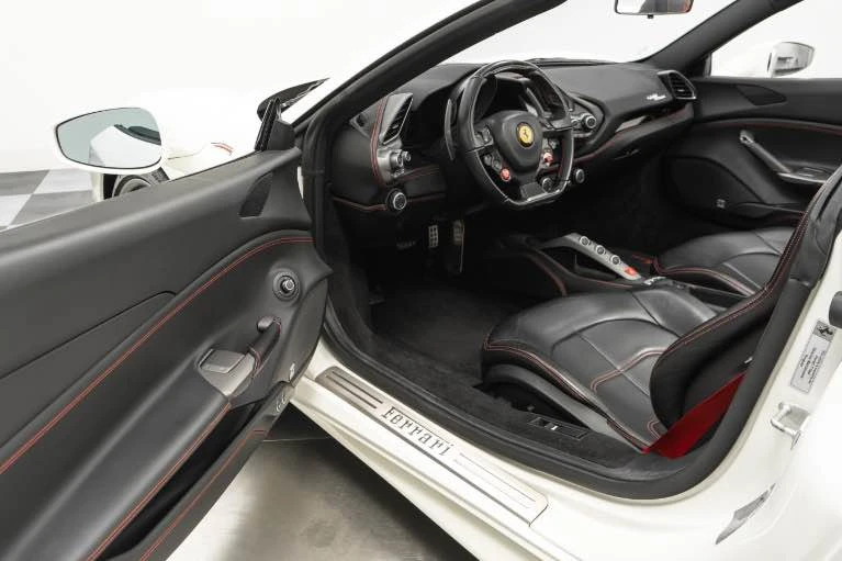 2017 Ferrari 488 Spider - Image 14 of 16