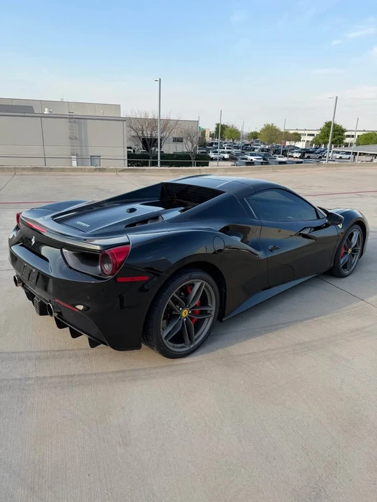 2017 Ferrari 488 Spider - Image 8 of 19