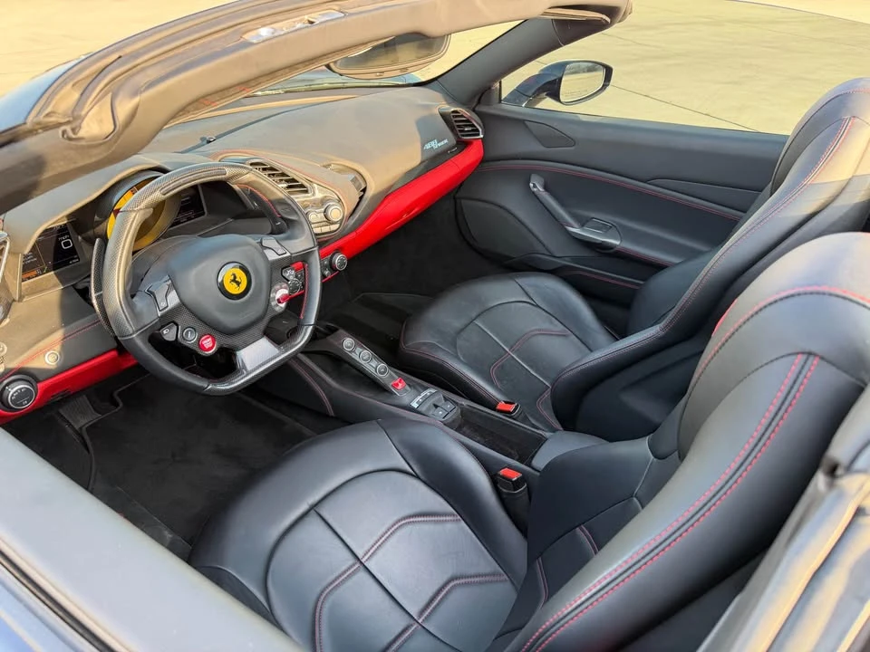 2017 Ferrari 488 Spider - Image 16 of 19