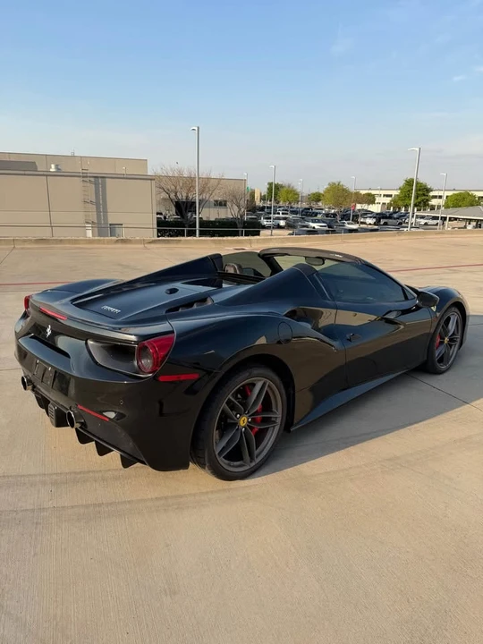 2017 Ferrari 488 Spider - Image 14 of 19