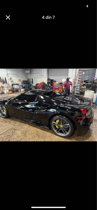 2017 Ferrari 488 Spider - Image 4 of 7