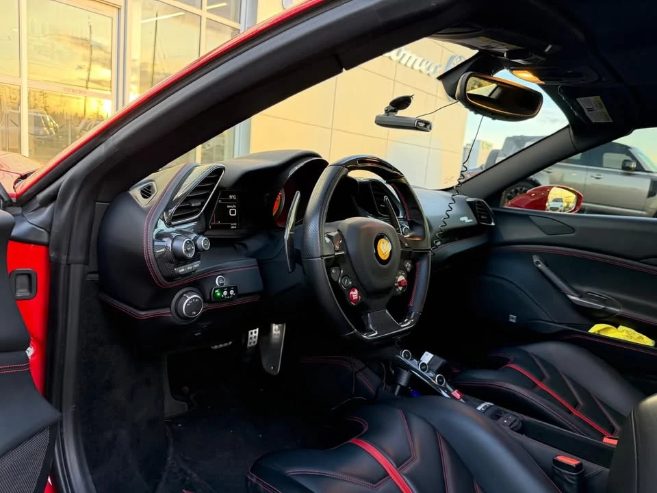 2017 Ferrari 488 Spider - Image 4 of 4