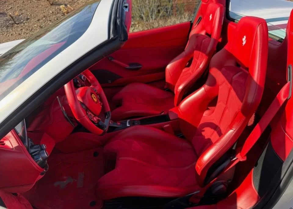 2017 Ferrari 488 Spider - Image 2 of 4