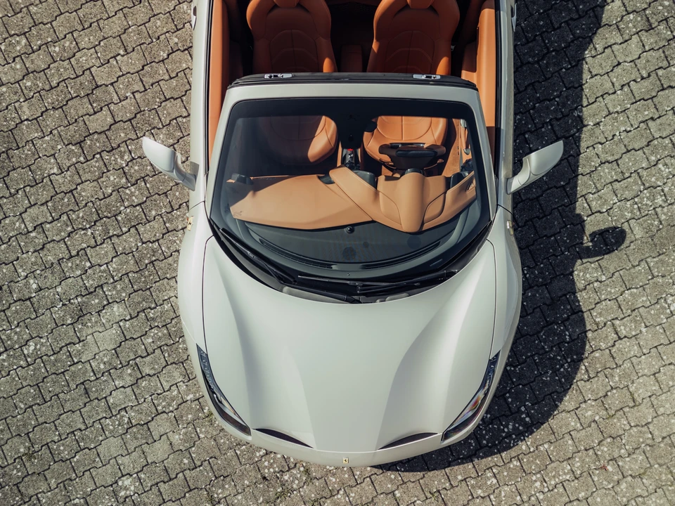 2017 Ferrari 488 Spider - Image 19 of 31
