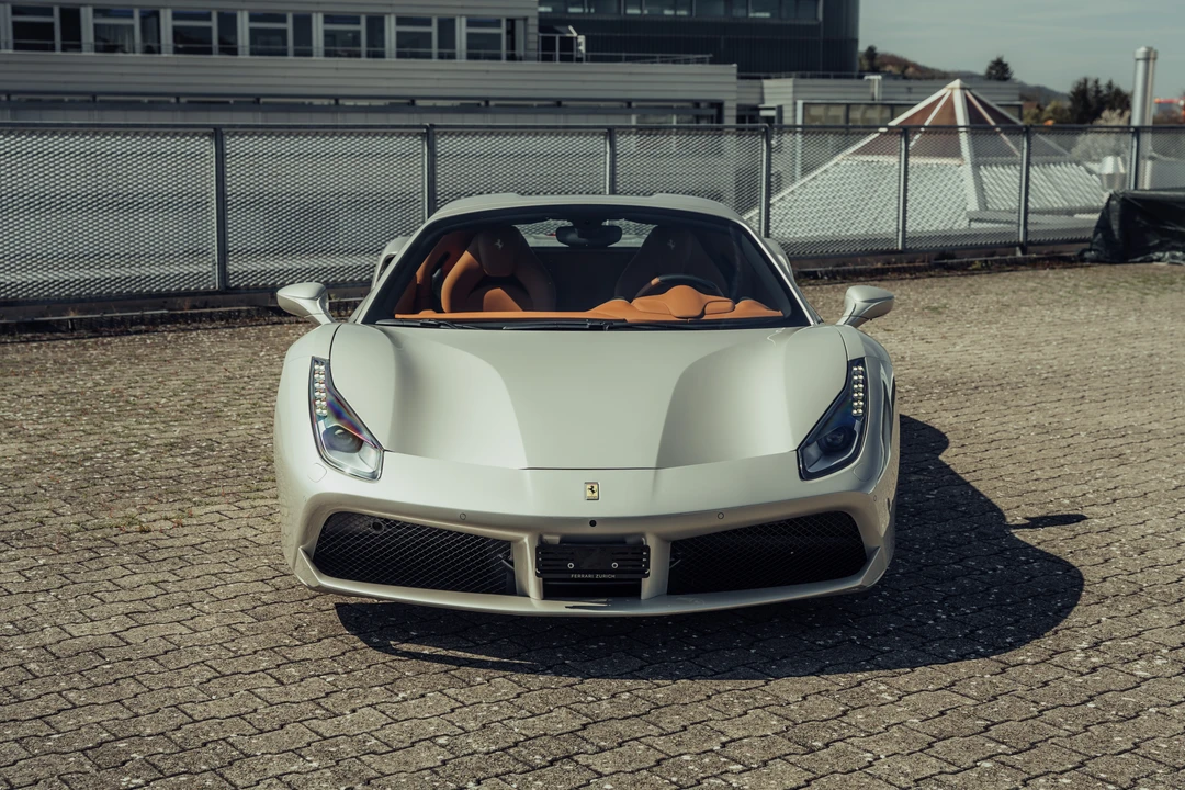 2017 Ferrari 488 Spider - Image 10 of 31