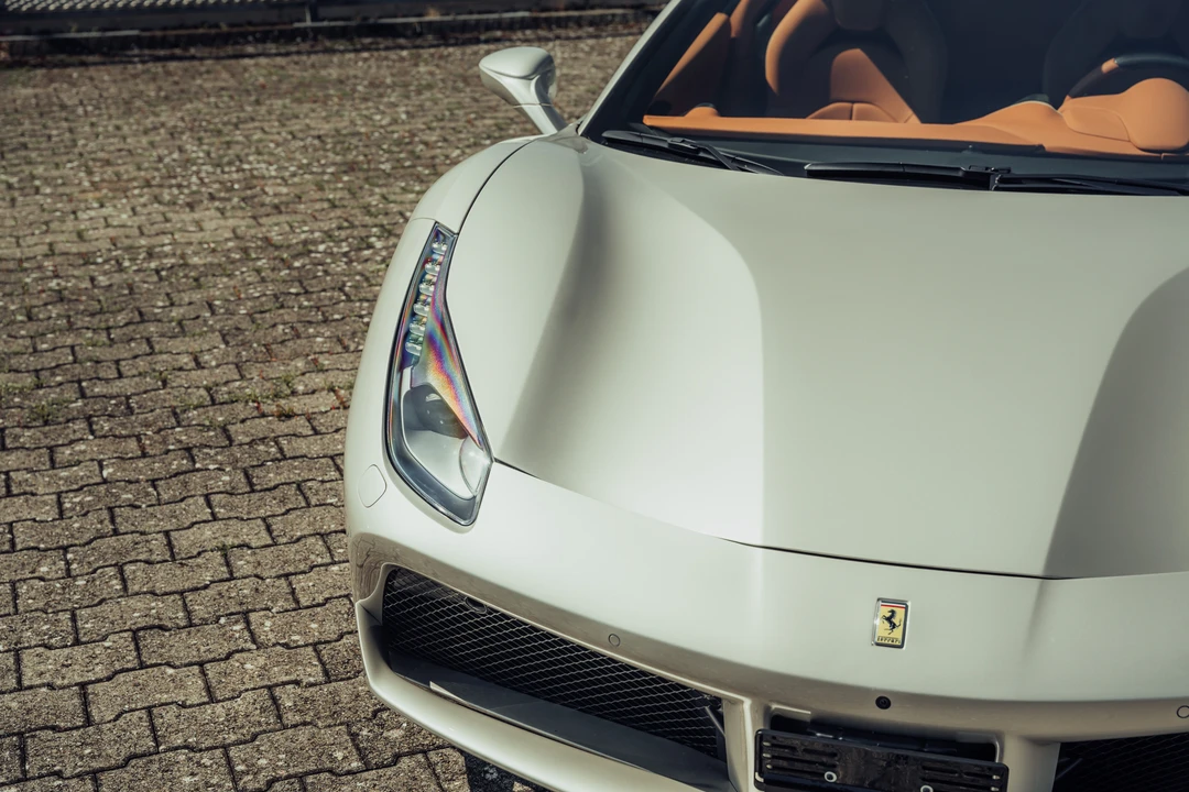 2017 Ferrari 488 Spider - Image 24 of 31