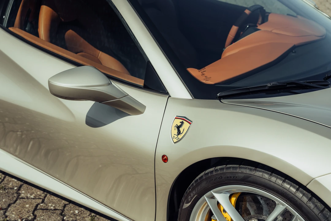 2017 Ferrari 488 Spider - Image 26 of 31
