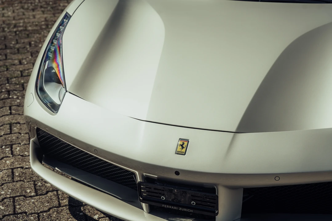 2017 Ferrari 488 Spider - Image 21 of 31