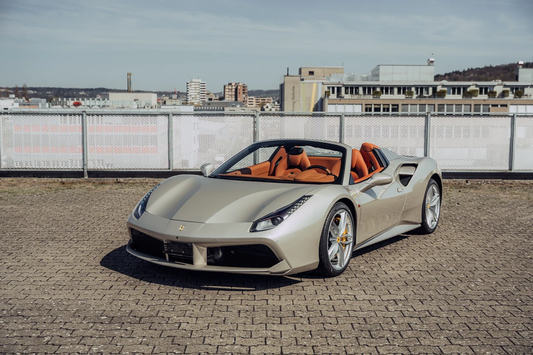 2017 Ferrari 488 Spider - Image 3 of 31