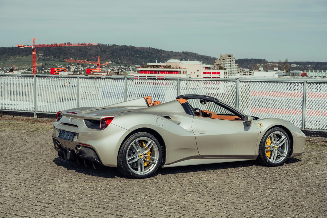 2017 Ferrari 488 Spider - Image 8 of 31