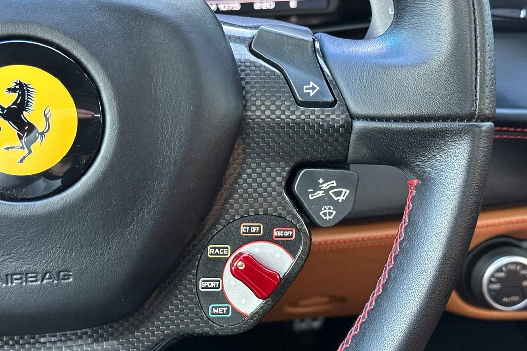 2017 Ferrari 488 Spider - Image 29 of 31
