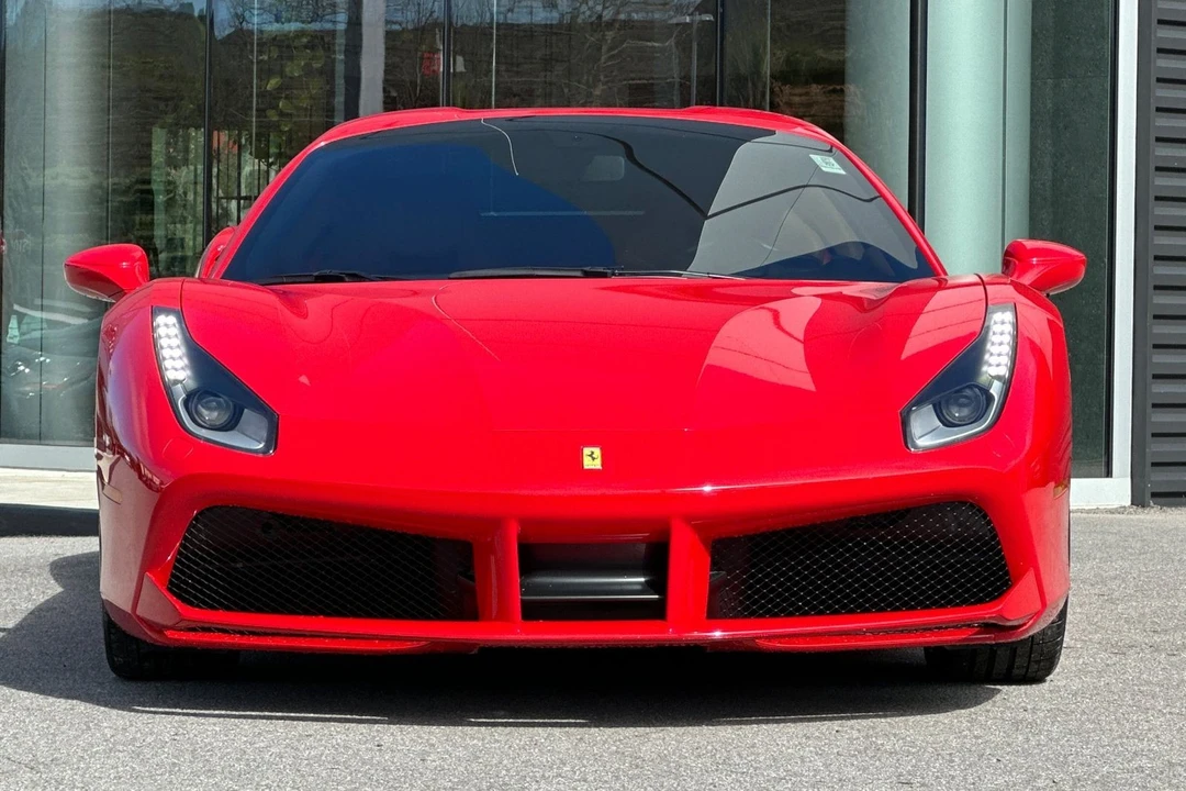 2017 Ferrari 488 Spider - Image 11 of 31