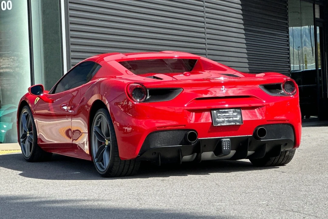 2017 Ferrari 488 Spider - Image 3 of 31