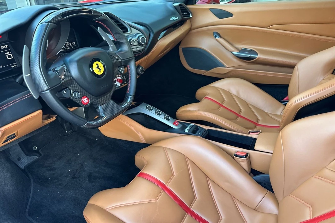 2017 Ferrari 488 Spider - Image 4 of 31