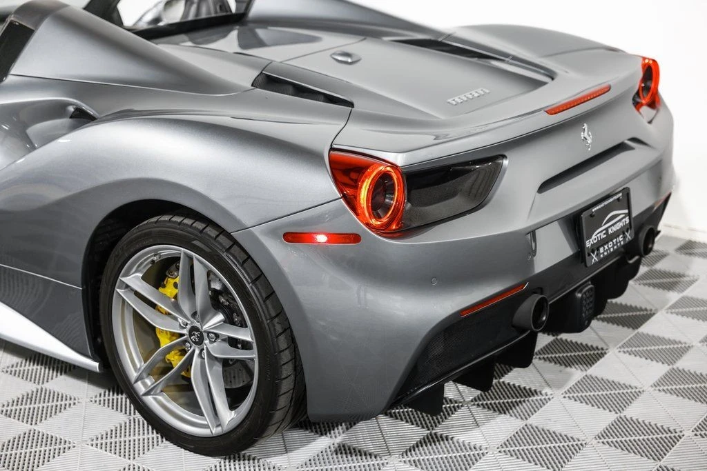 2017 Ferrari 488 Spider - Image 17 of 21