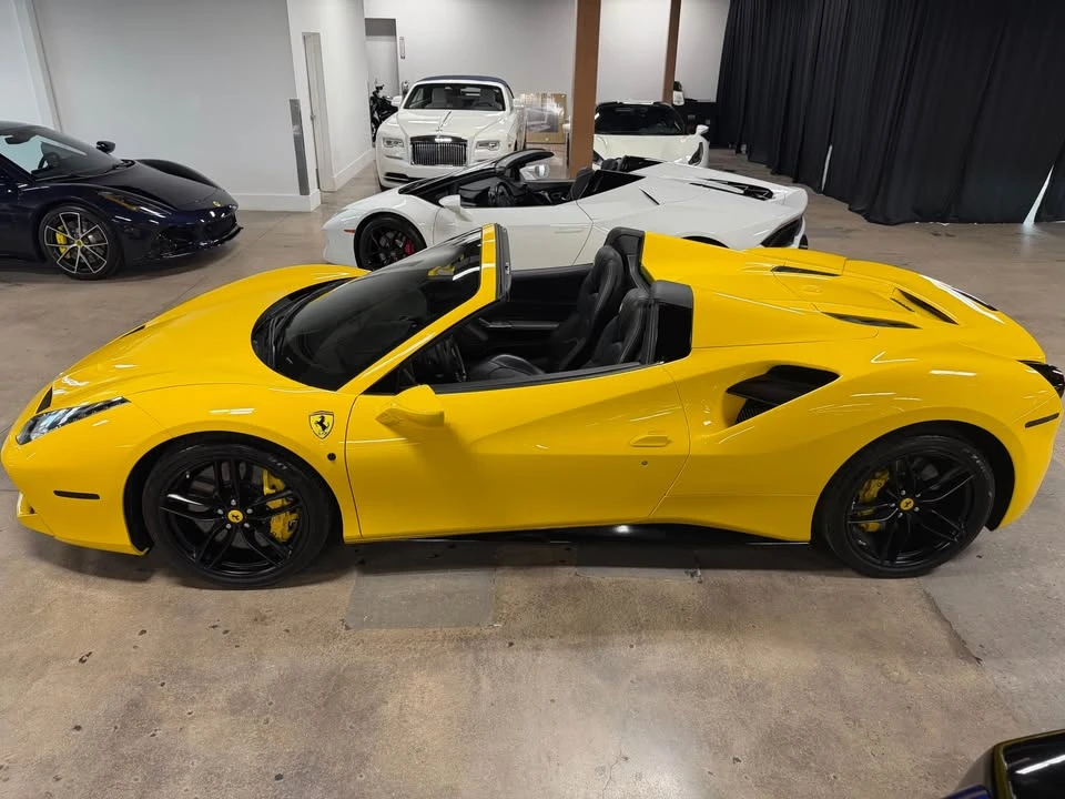 2017 Ferrari 488 Spider - Image 10 of 20