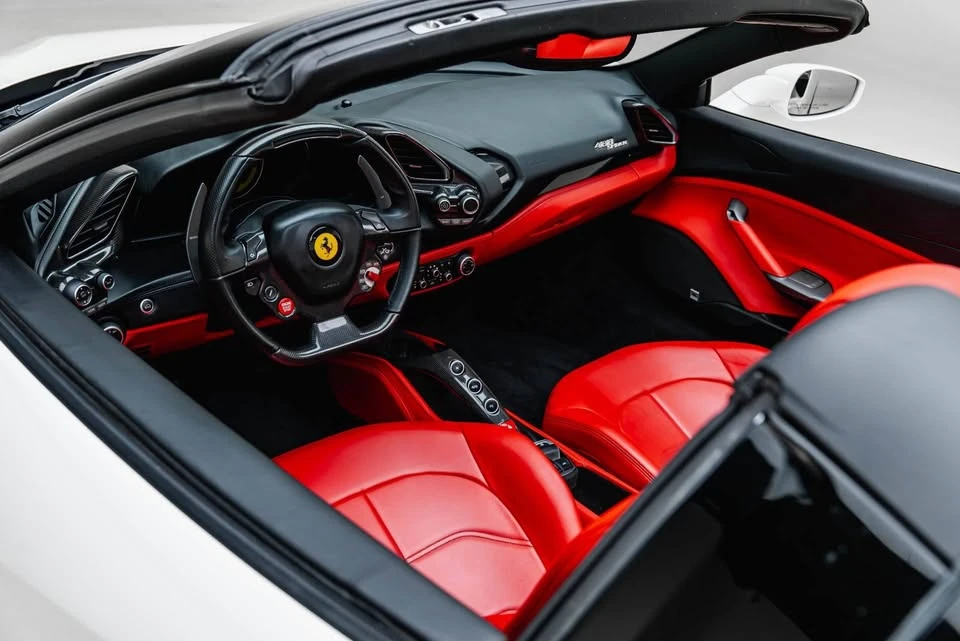 2017 Ferrari 488 Spider - Image 15 of 20