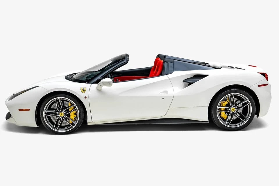 2017 Ferrari 488 Spider - Image 11 of 20