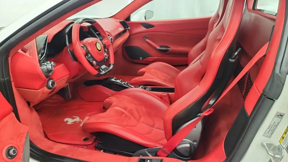 2017 Ferrari 488 Spider - Image 13 of 17