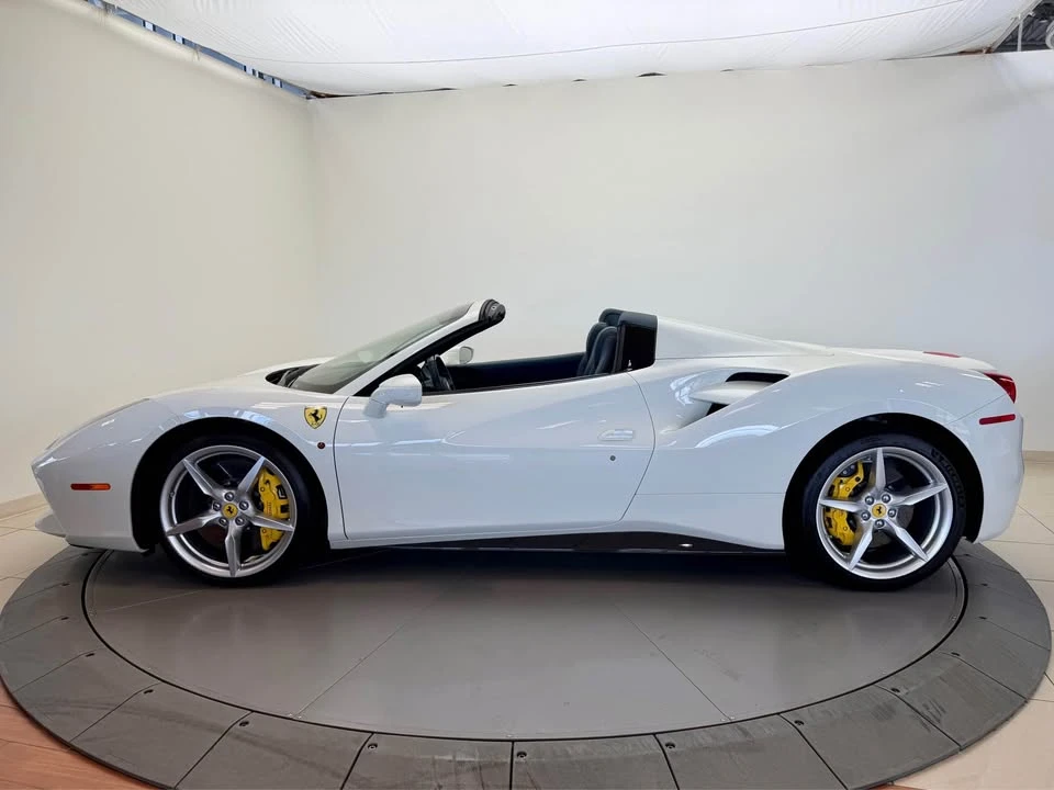 2017 Ferrari 488 Spider - Image 4 of 14