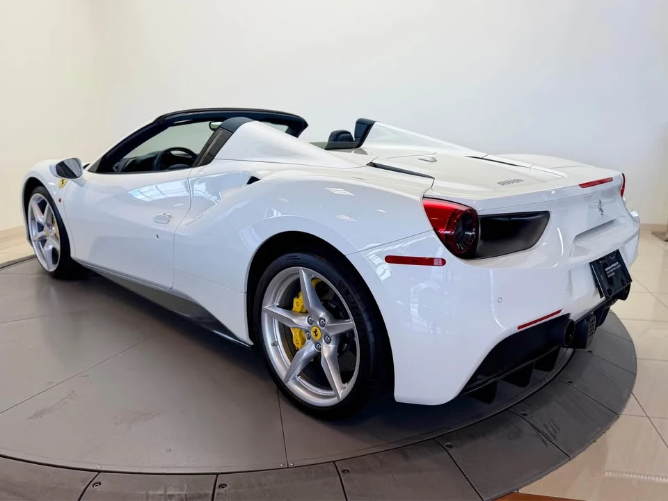 2017 Ferrari 488 Spider - Image 5 of 14
