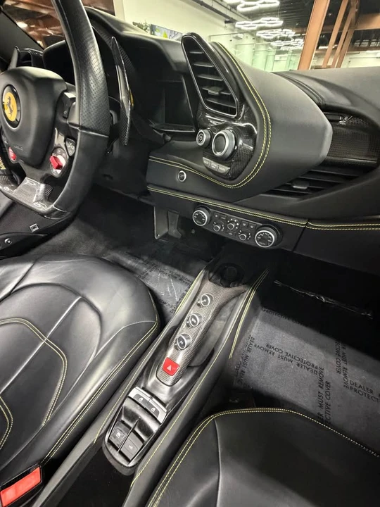 2017 Ferrari 488 Spider - Image 10 of 16