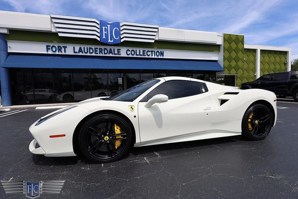 2017 Ferrari 488 Spider - Image 5 of 12