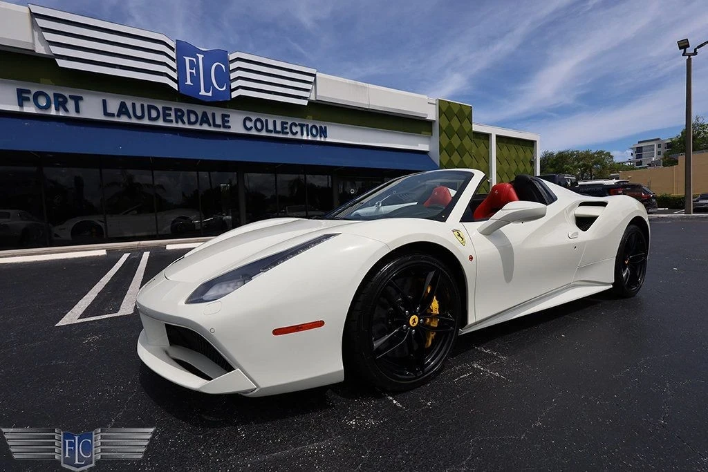 2017 Ferrari 488 Spider - Image 10 of 12