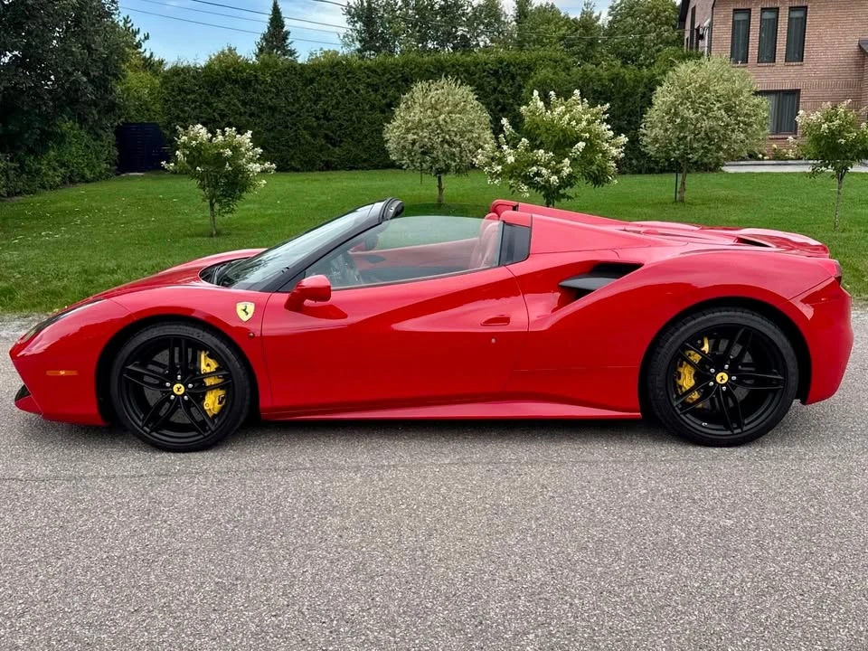 2017 Ferrari 488 Spider - Image 8 of 11