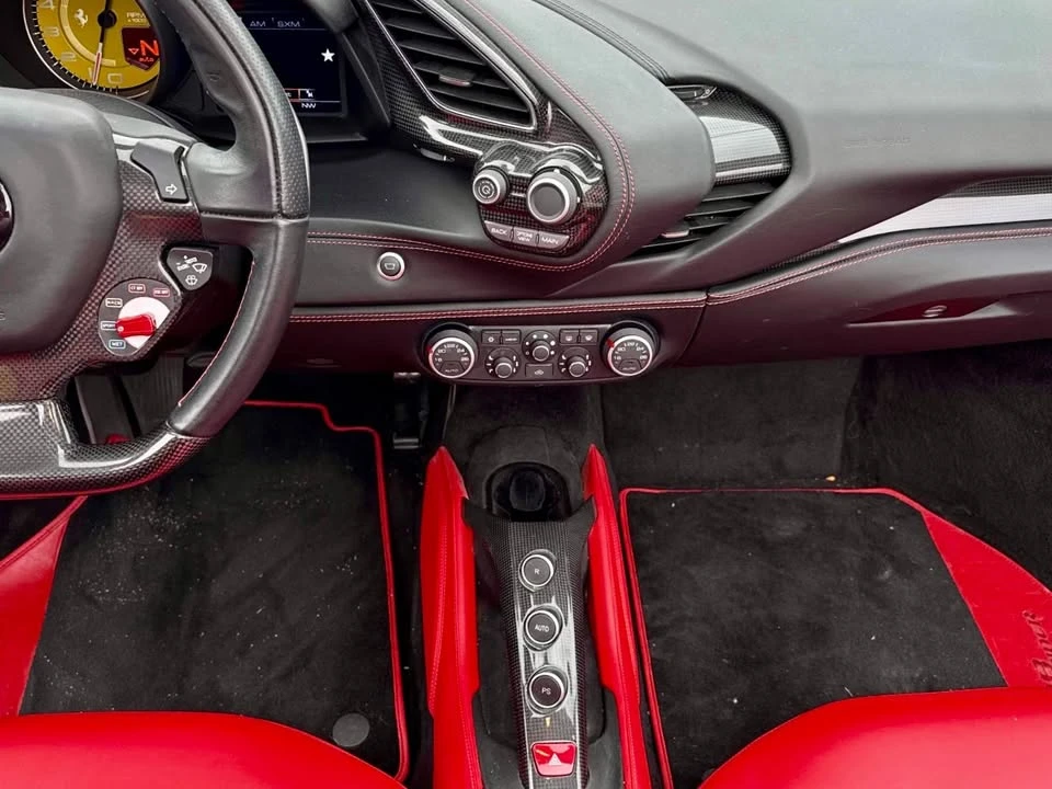 2017 Ferrari 488 Spider - Image 7 of 11