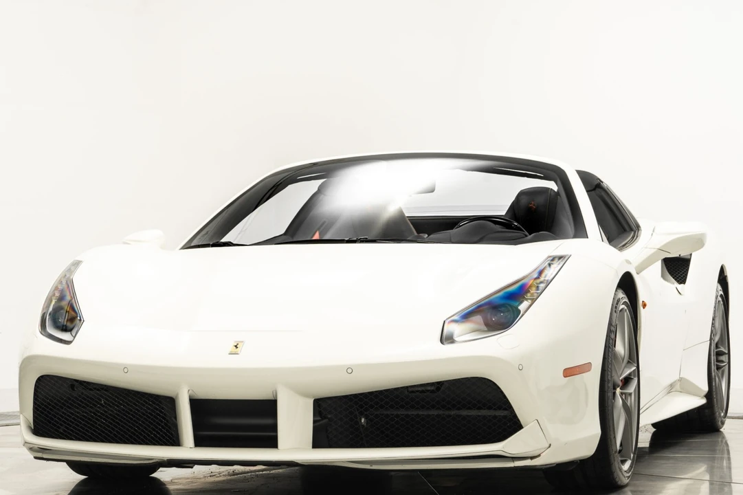 2017 Ferrari 488 Spider - Image 5 of 21