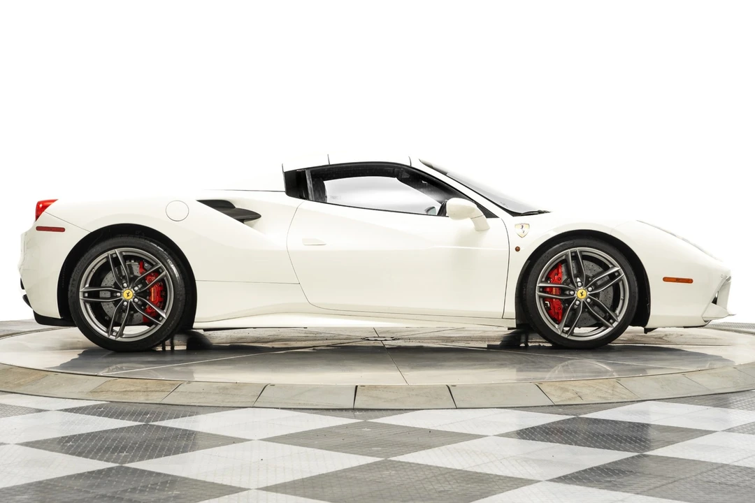 2017 Ferrari 488 Spider - Image 18 of 21