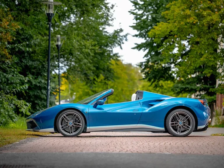 2017 Ferrari 488 Spider - Image 12 of 31