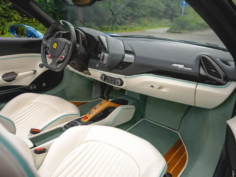 2017 Ferrari 488 Spider - Image 5 of 31