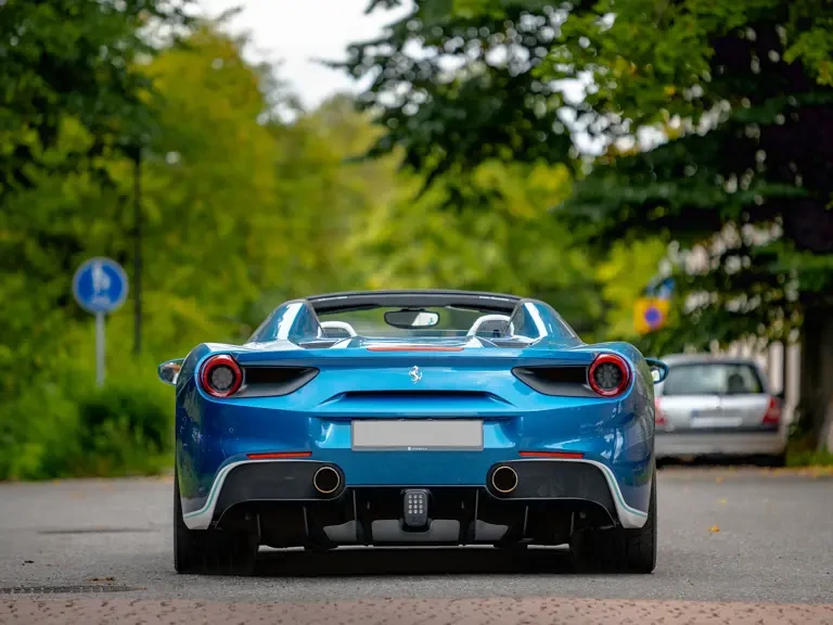 2017 Ferrari 488 Spider - Image 9 of 31