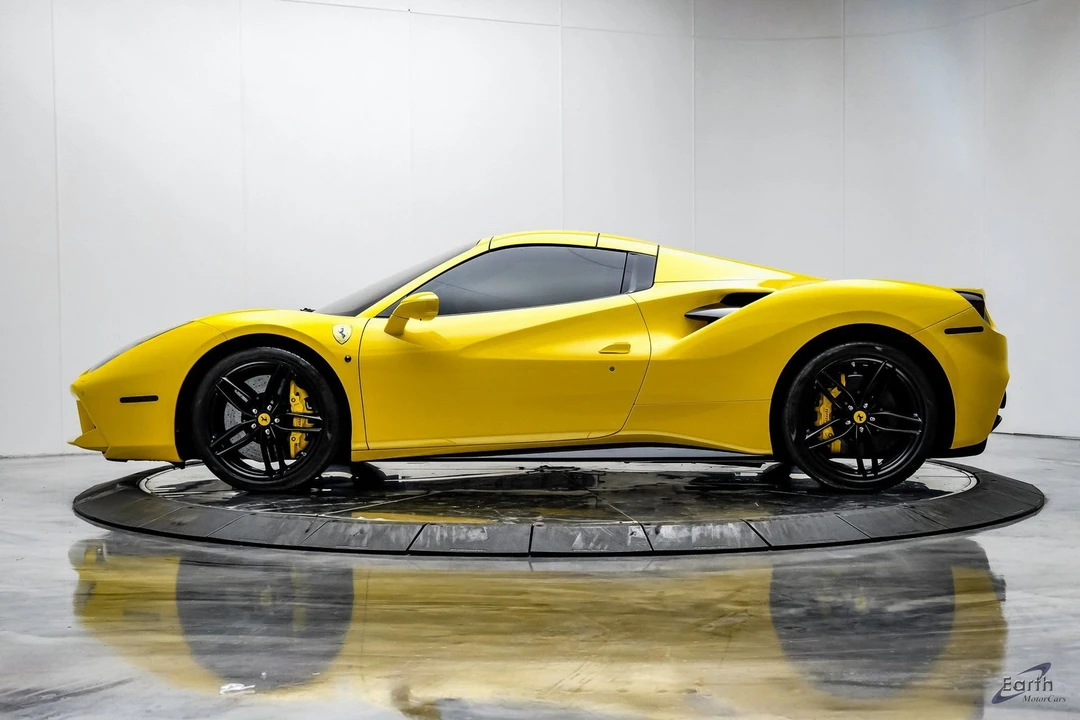 2017 Ferrari 488 Spider - Image 8 of 12
