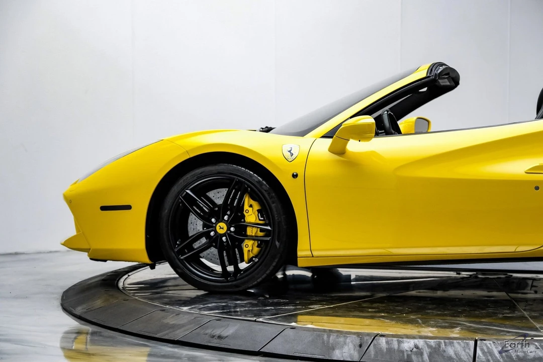 2017 Ferrari 488 Spider - Image 11 of 21